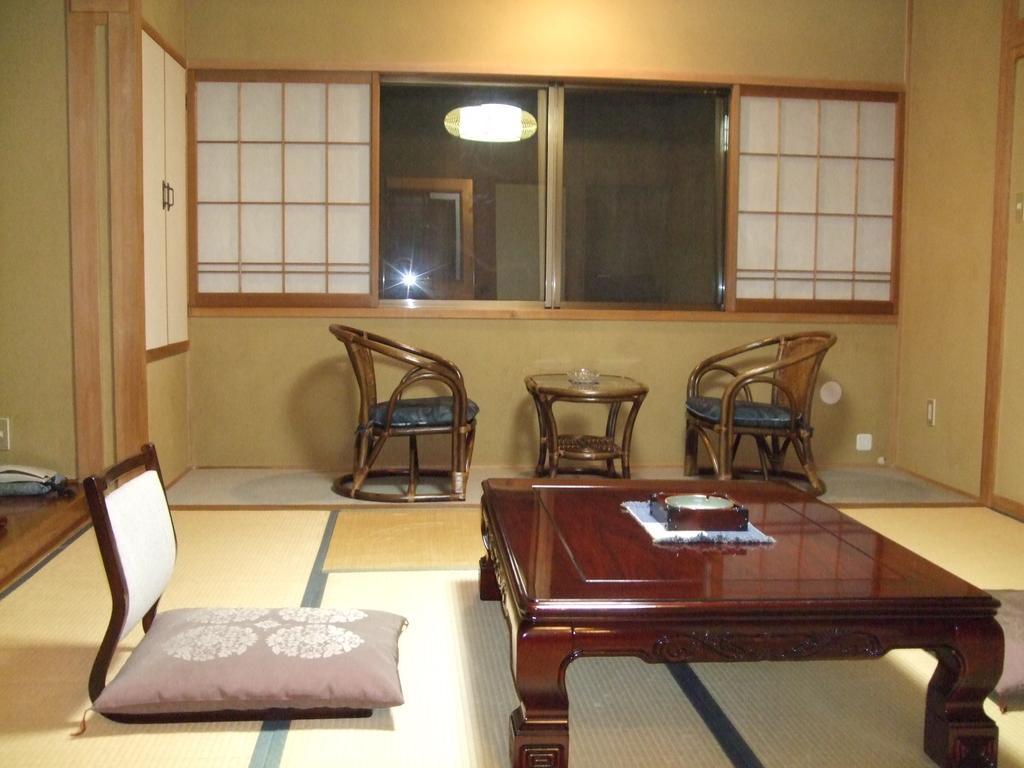 Marunaka Ryokan มัตสึโมโตะ ภายนอก รูปภาพ