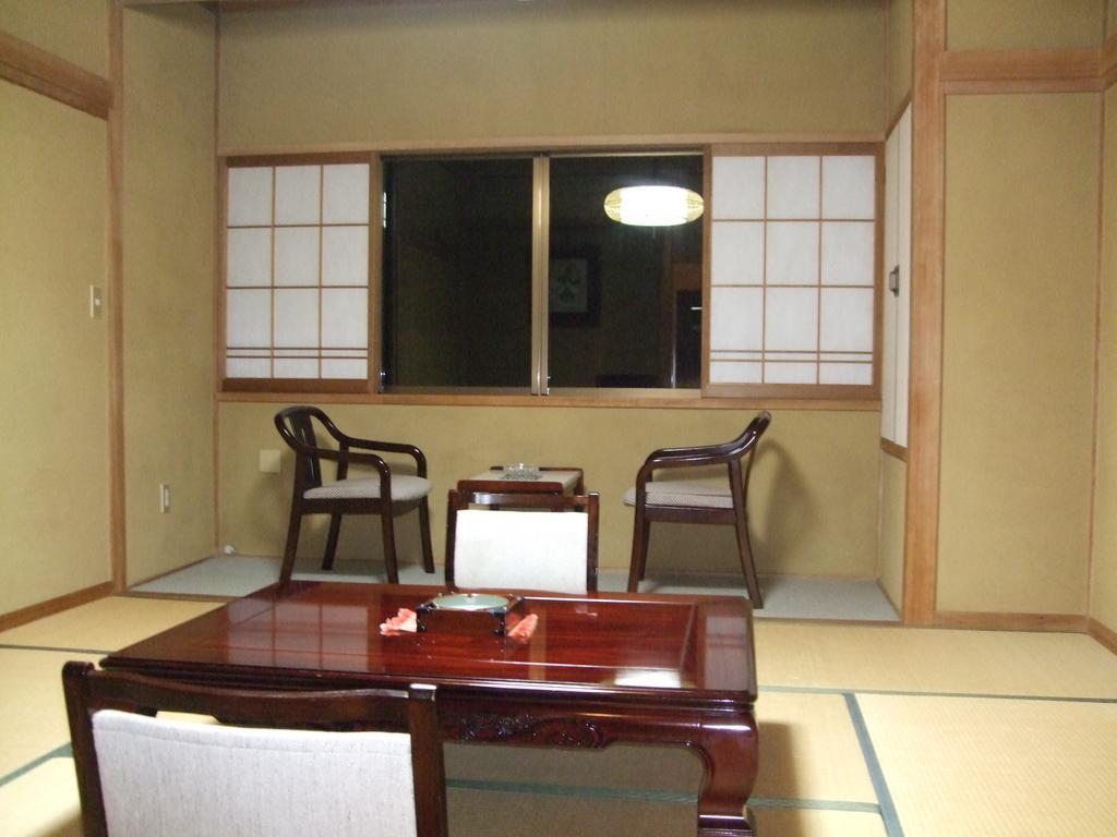 Marunaka Ryokan มัตสึโมโตะ ภายนอก รูปภาพ